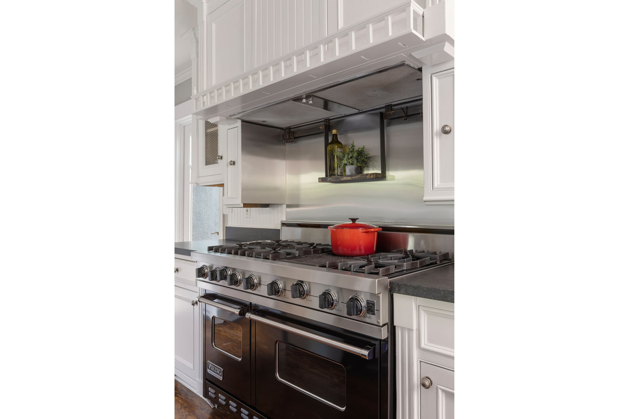 2555 N Altadena Dr Altadena Home for Sale Tracy Do Real Estate