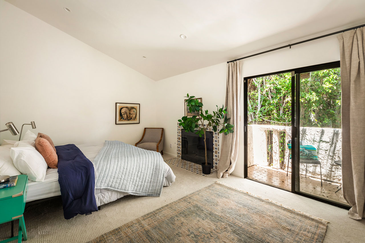 1916 Overland Ave #2 West LA Condo for Sale Tracy Do Real Estate