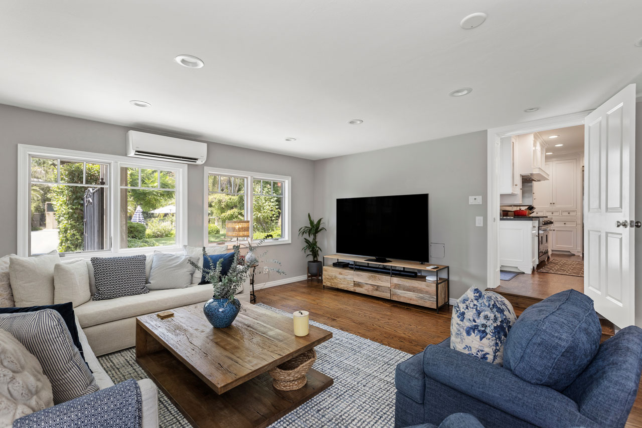 2555 N Altadena Dr Altadena Home for Sale Tracy Do Real Estate