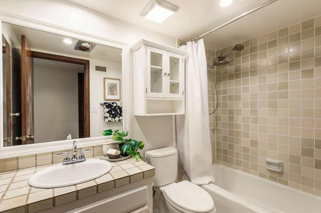 1916 Overland Ave #2 West LA Condo for Sale Tracy Do Real Estate