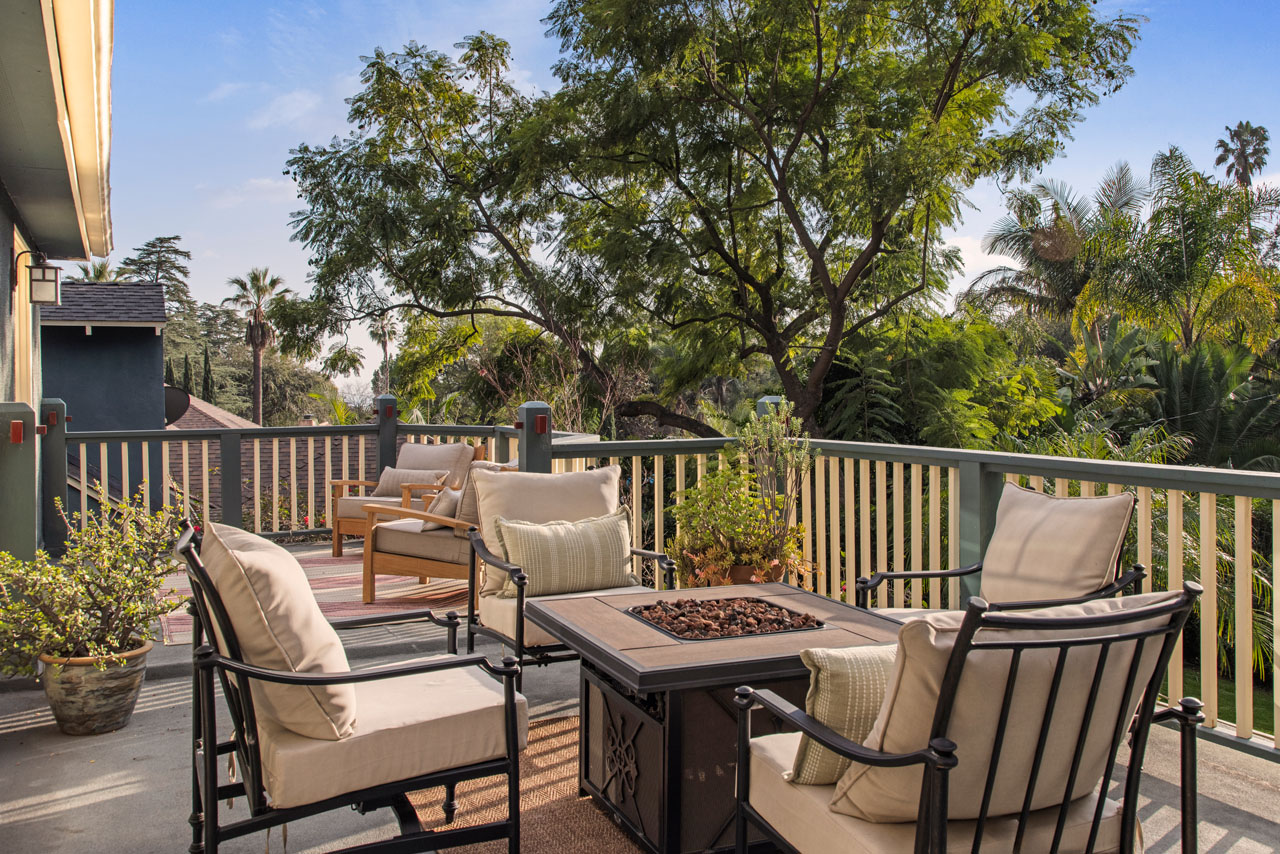 2555 N Altadena Dr Altadena Home for Sale Tracy Do Real Estate