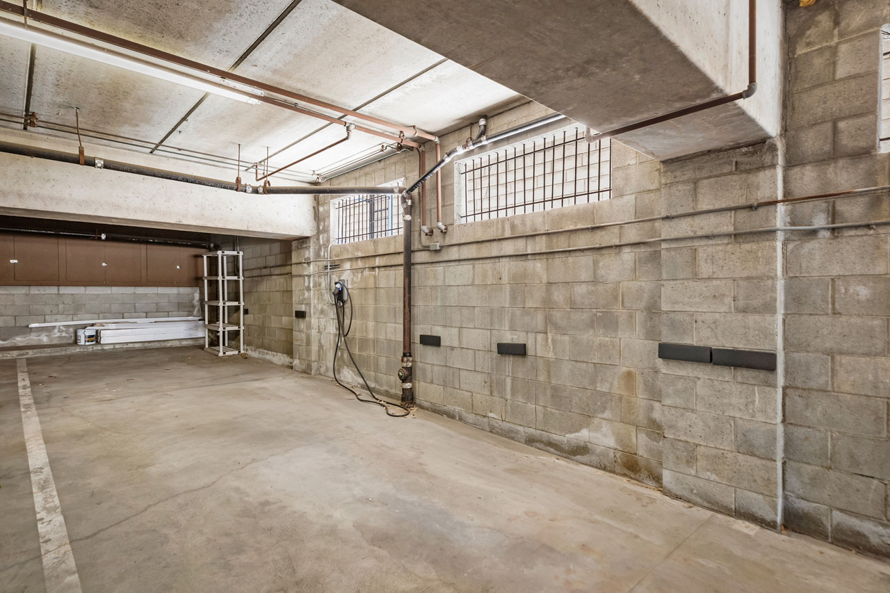 1916 Overland Ave #2 West LA Condo for Sale Tracy Do Real Estate