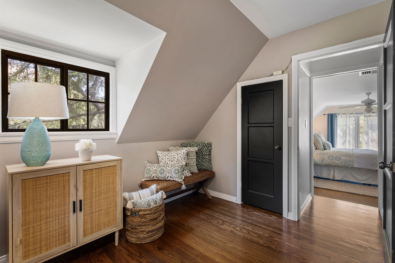 2555 N Altadena Dr Altadena Home for Sale Tracy Do Real Estate