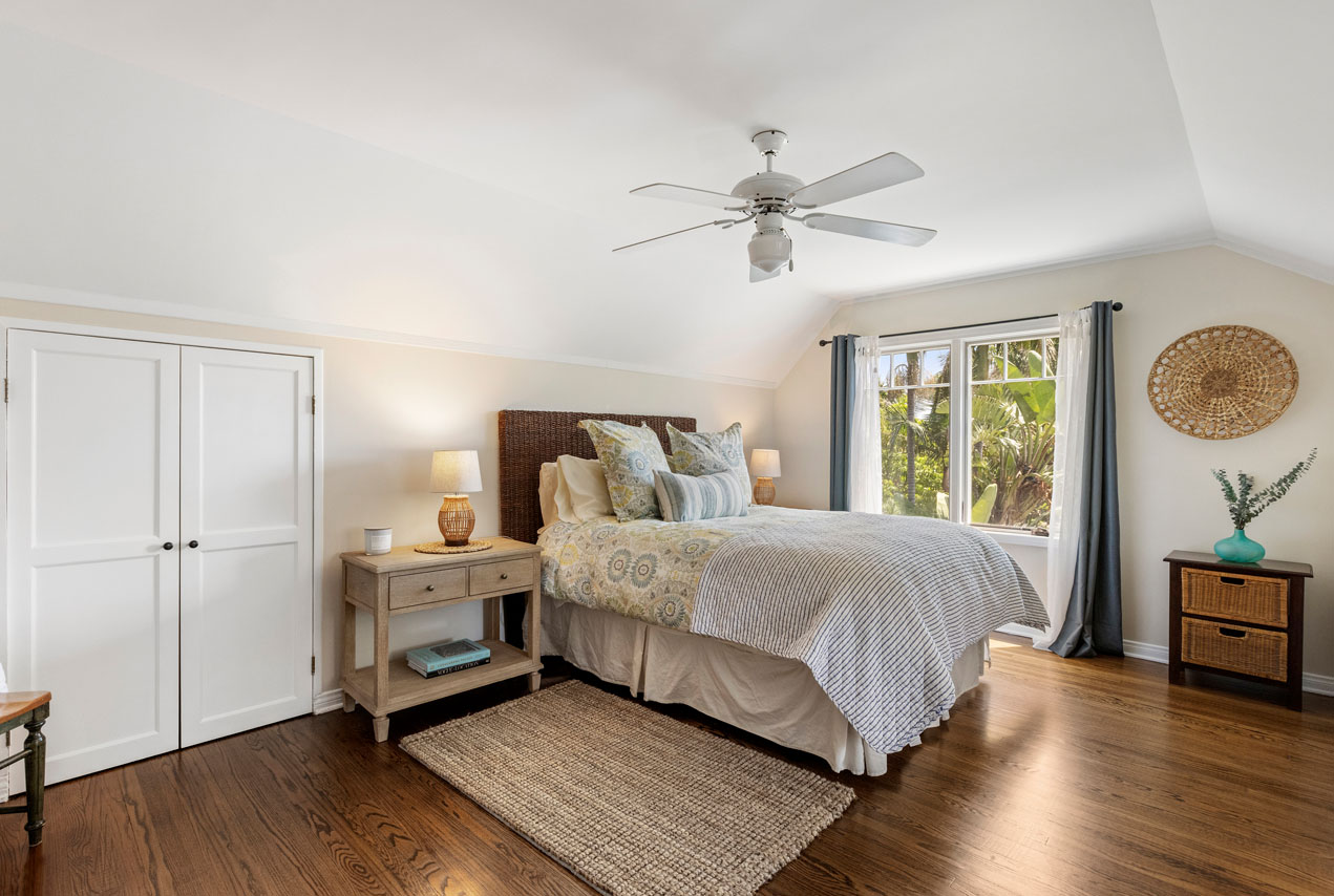 2555 N Altadena Dr Altadena Home for Sale Tracy Do Real Estate