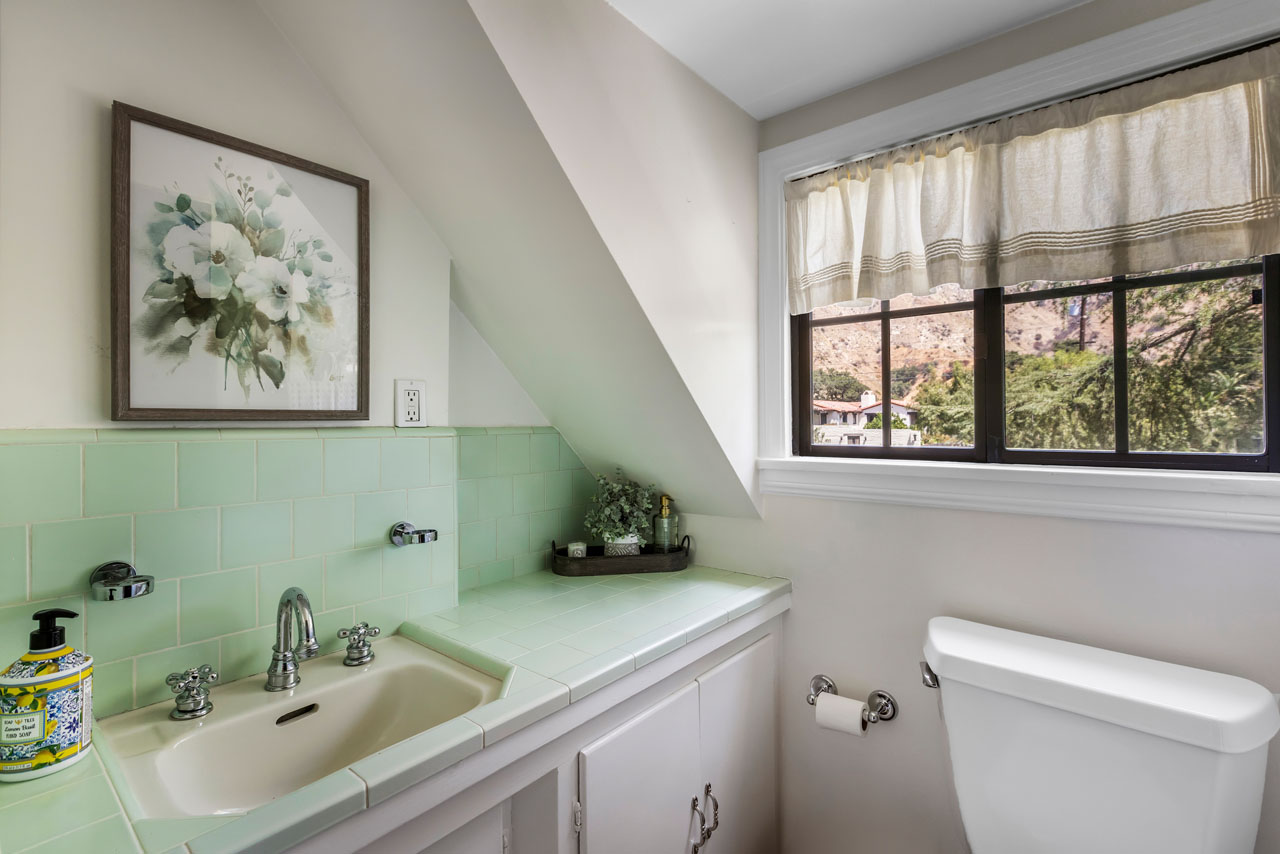 2555 N Altadena Dr Altadena Home for Sale Tracy Do Real Estate