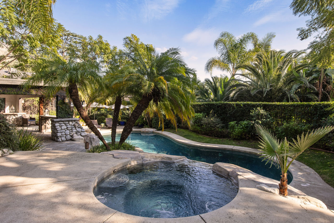 2555 N Altadena Dr Altadena Home for Sale Tracy Do Real Estate