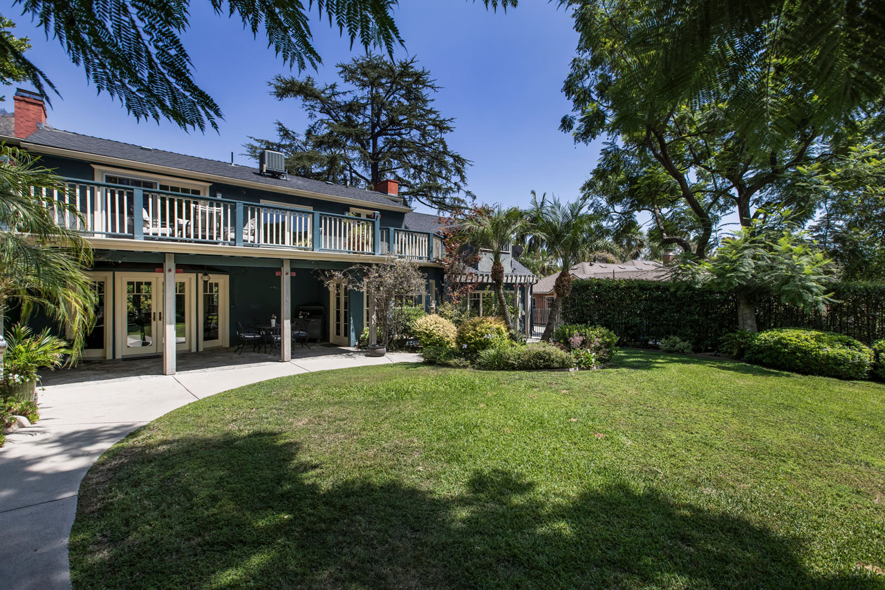 2555 N Altadena Dr Altadena Home for Sale Tracy Do Real Estate