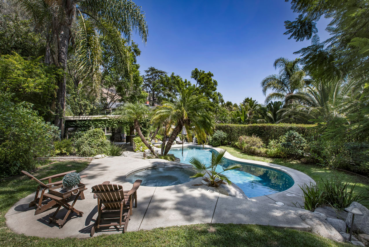 2555 N Altadena Dr Altadena Home for Sale Tracy Do Real Estate