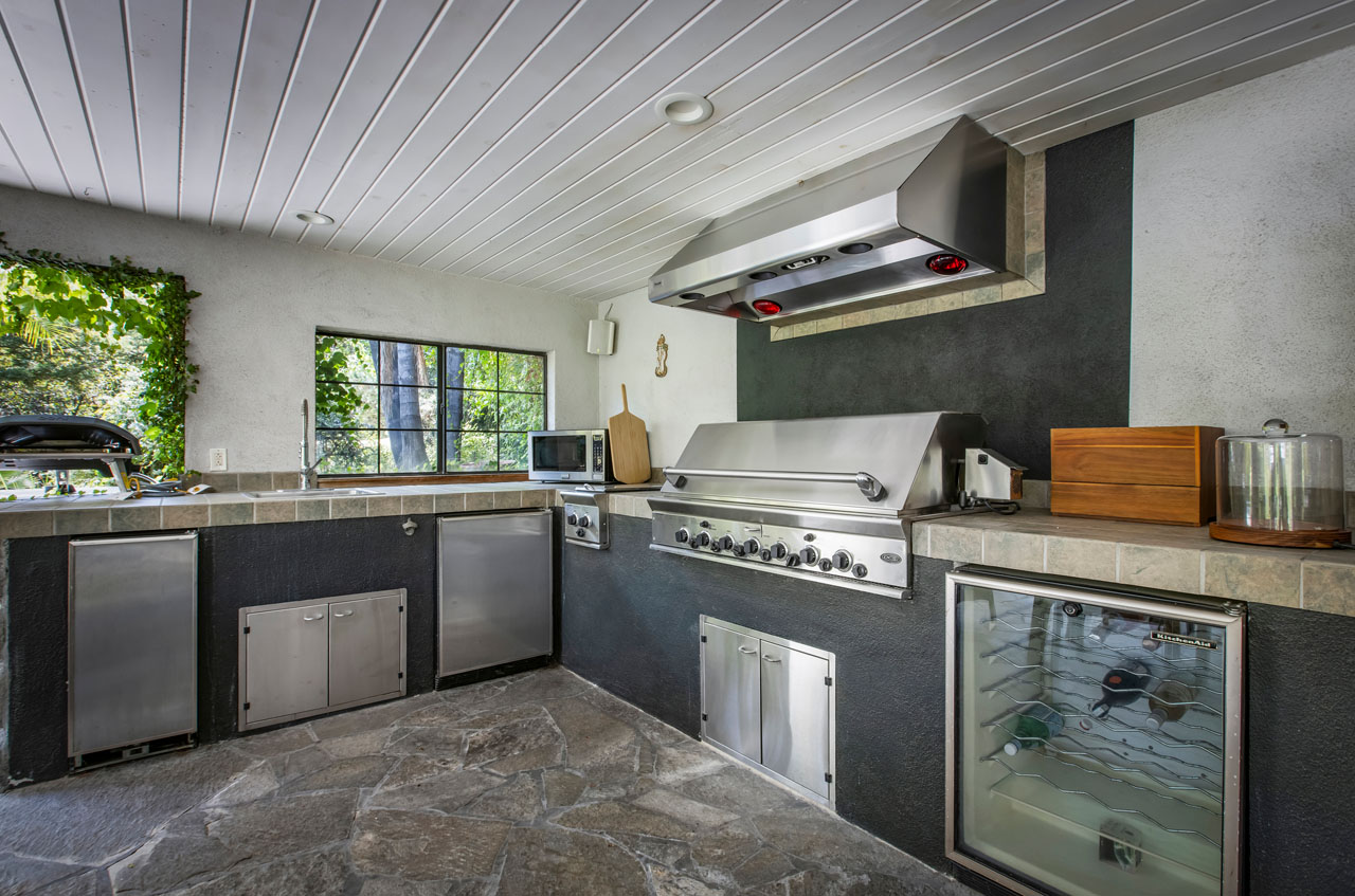 2555 N Altadena Dr Altadena Home for Sale Tracy Do Real Estate