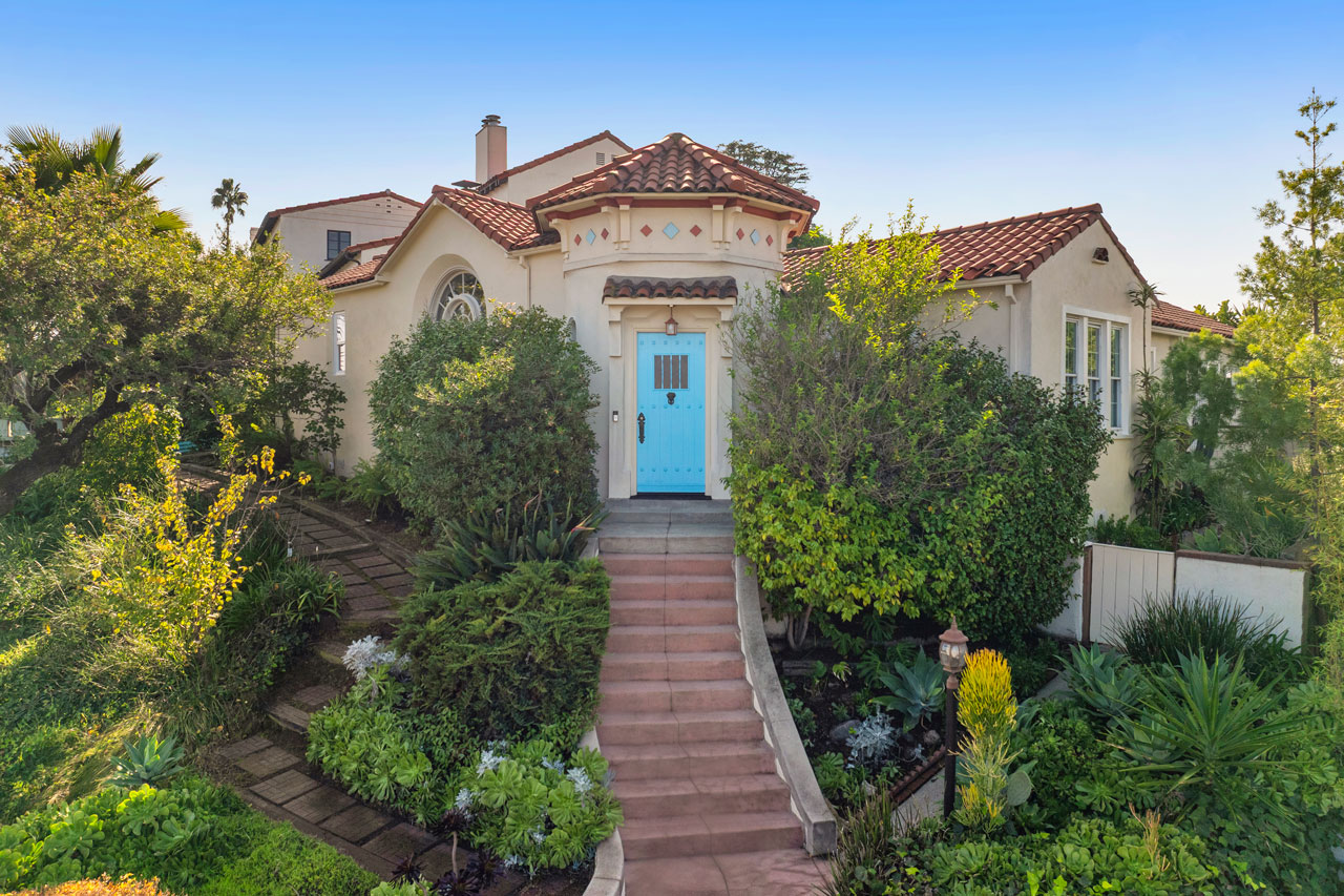 2608 Ivanhoe Dr Silver Lake Home for Sale Tracy Do Real Estate