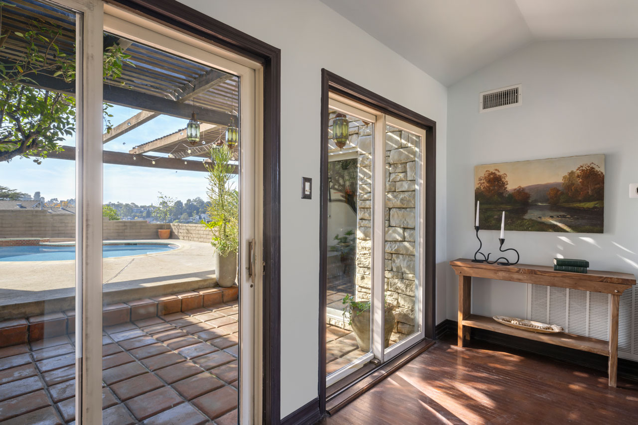 2608 Ivanhoe Dr Silver Lake Home for Sale Tracy Do Real Estate