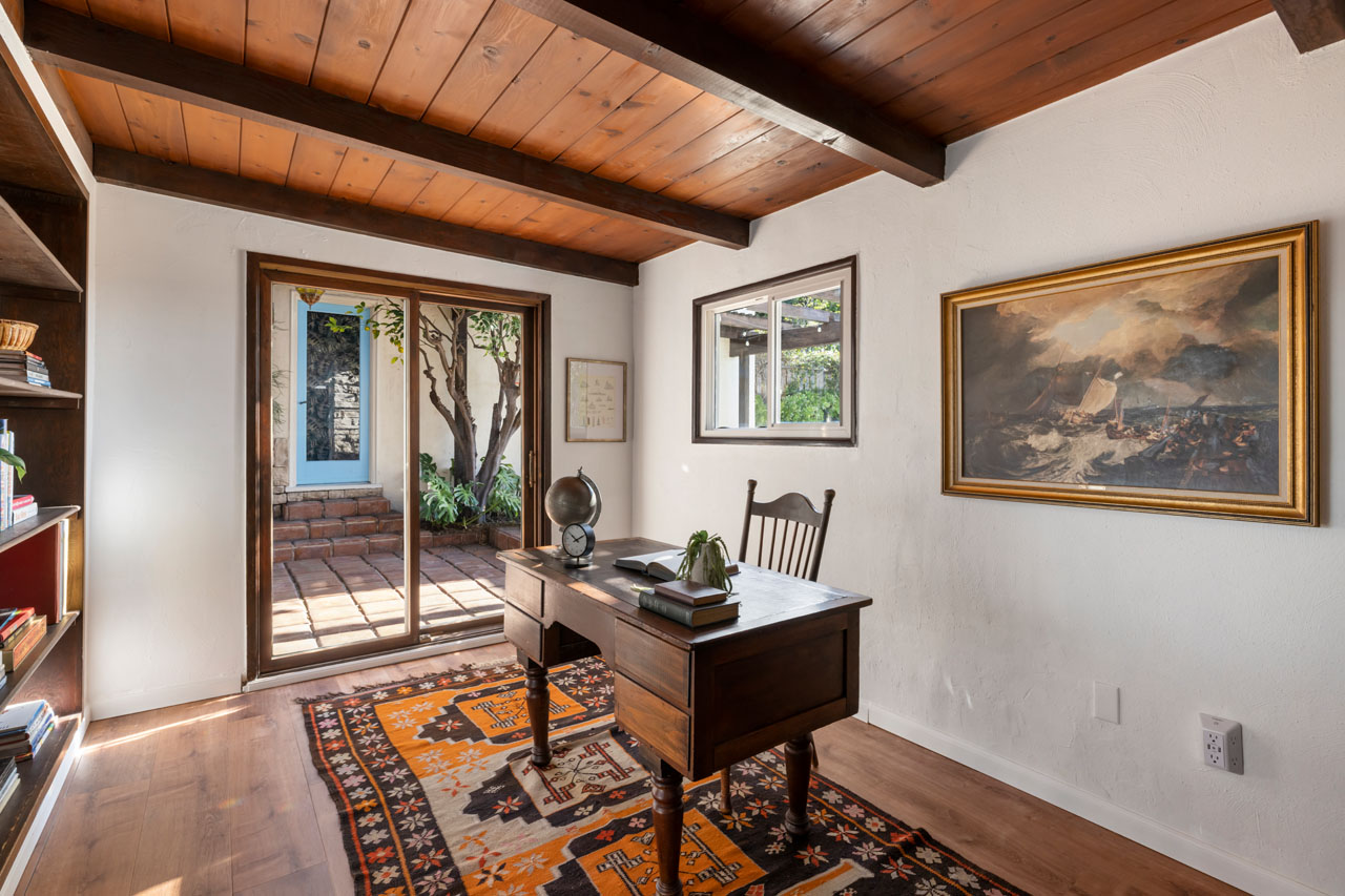 2608 Ivanhoe Dr Silver Lake Home for Sale Tracy Do Real Estate