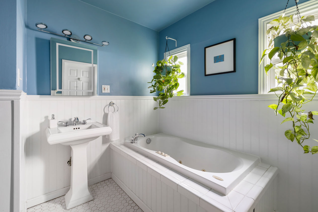 2608 Ivanhoe Dr Silver Lake Home for Sale Tracy Do Real Estate