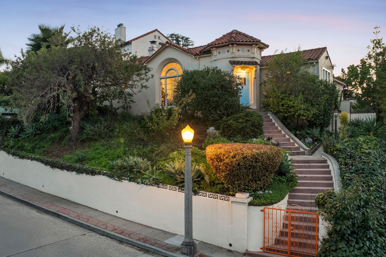 2608 Ivanhoe Dr Silver Lake Home for Sale Tracy Do Real Estate