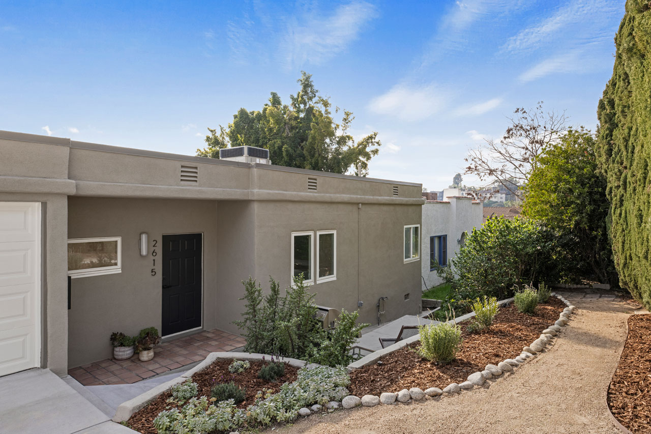 2615 Silver Ridge Ave Silver Lake home for sale Tracy Do Real Estate