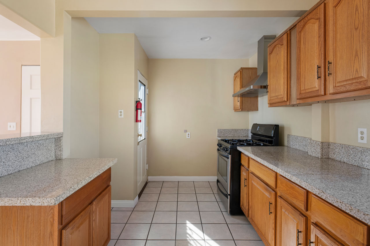 2351 & 2353 Cabot St Elysian Valley Duplex for Sale Tracy Do Real Estate