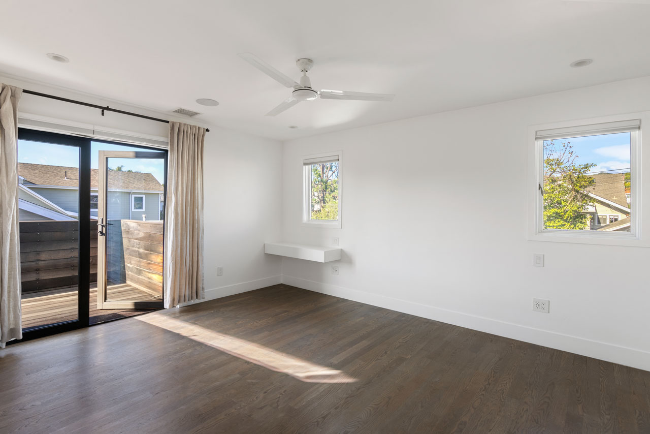 4525 Melbourne Ave Los Feliz home for lease Tracy Do Real Estate