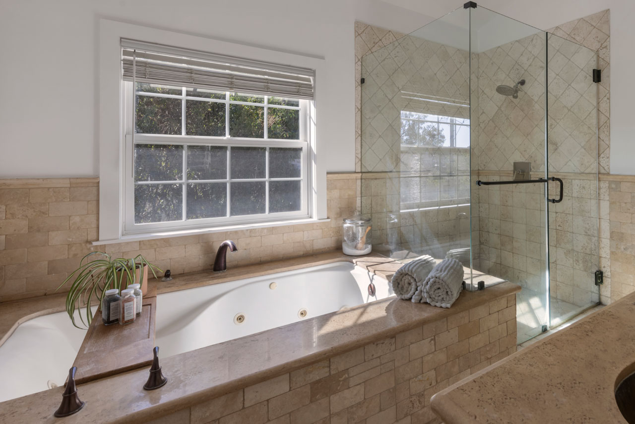 2415 Edgewater Ter Silver Lake Home for Sale Tracy Do Real Estate