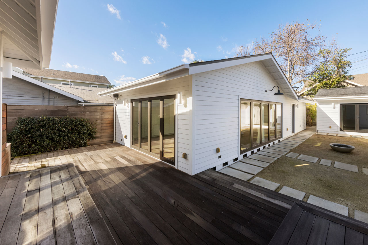 4525 Melbourne Ave Los Feliz home for lease Tracy Do Real Estate