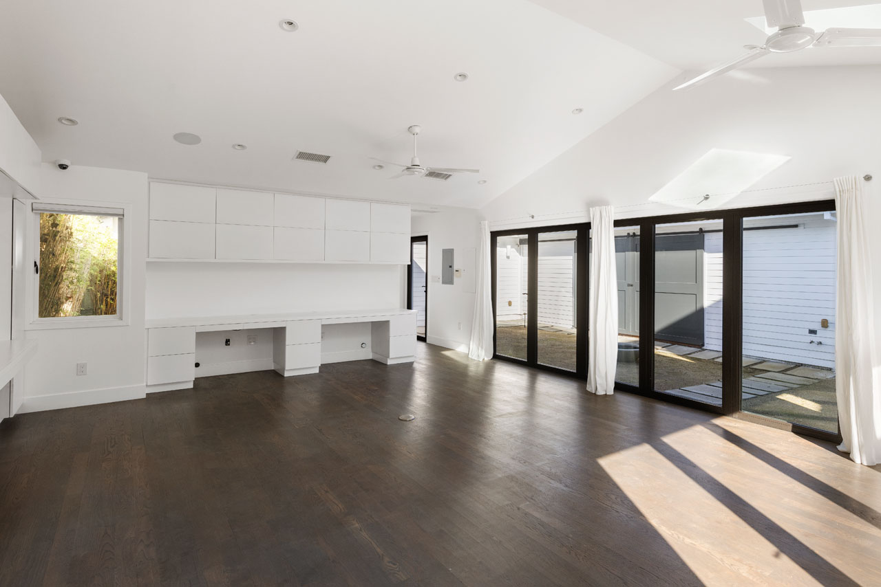 4525 Melbourne Ave Los Feliz home for lease Tracy Do Real Estate