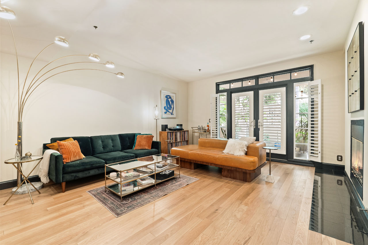 2222 N Beachwood Dr #211 Beachwood Canyon Condo for Sale Tracy Do Real Estate