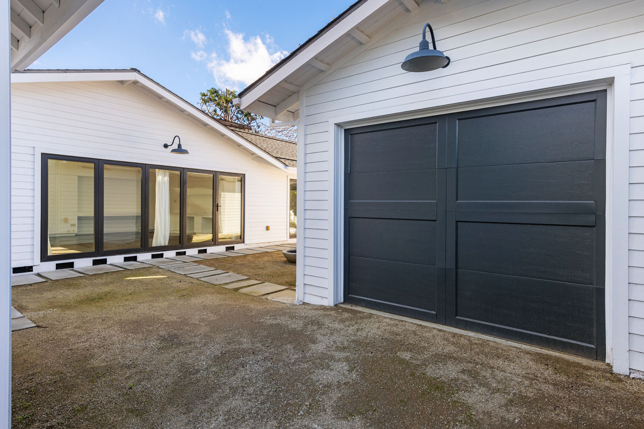 4525 Melbourne Ave Los Feliz home for lease Tracy Do Real Estate