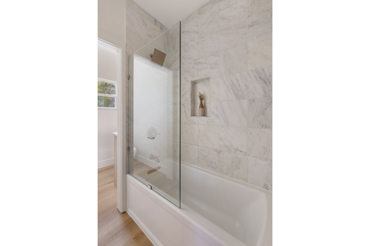 1506 N Benton Way Silver Lake Home for Sale Tracy Do Real Estate