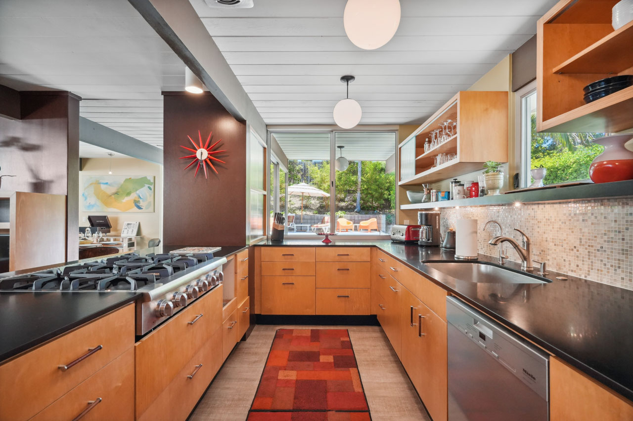 1568 Stoddard Ave Thousand Oaks Mid-century home for Lease Tracy Do Real Estate