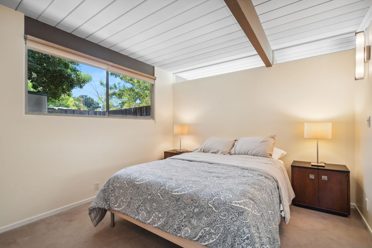 1568 Stoddard Ave Thousand Oaks Mid-century home for Lease Tracy Do Real Estate