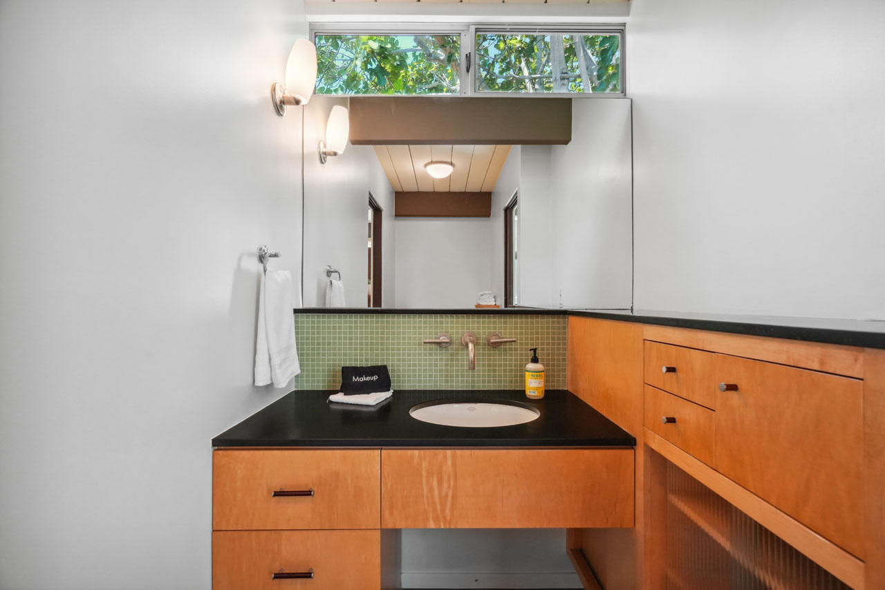 1568 Stoddard Ave Thousand Oaks Mid-century home for Lease Tracy Do Real Estate