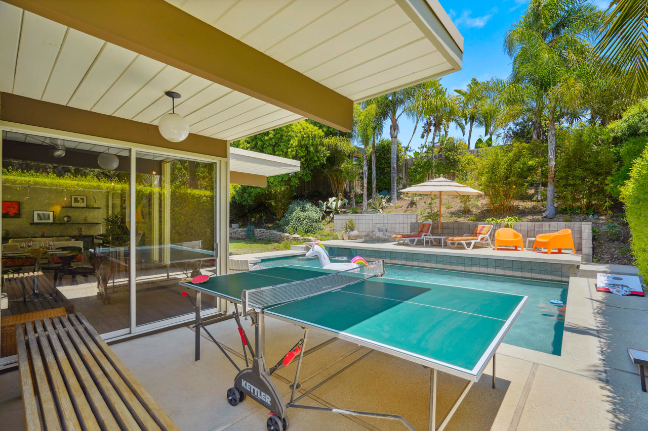 1568 Stoddard Ave Thousand Oaks Mid-century home for Lease Tracy Do Real Estate