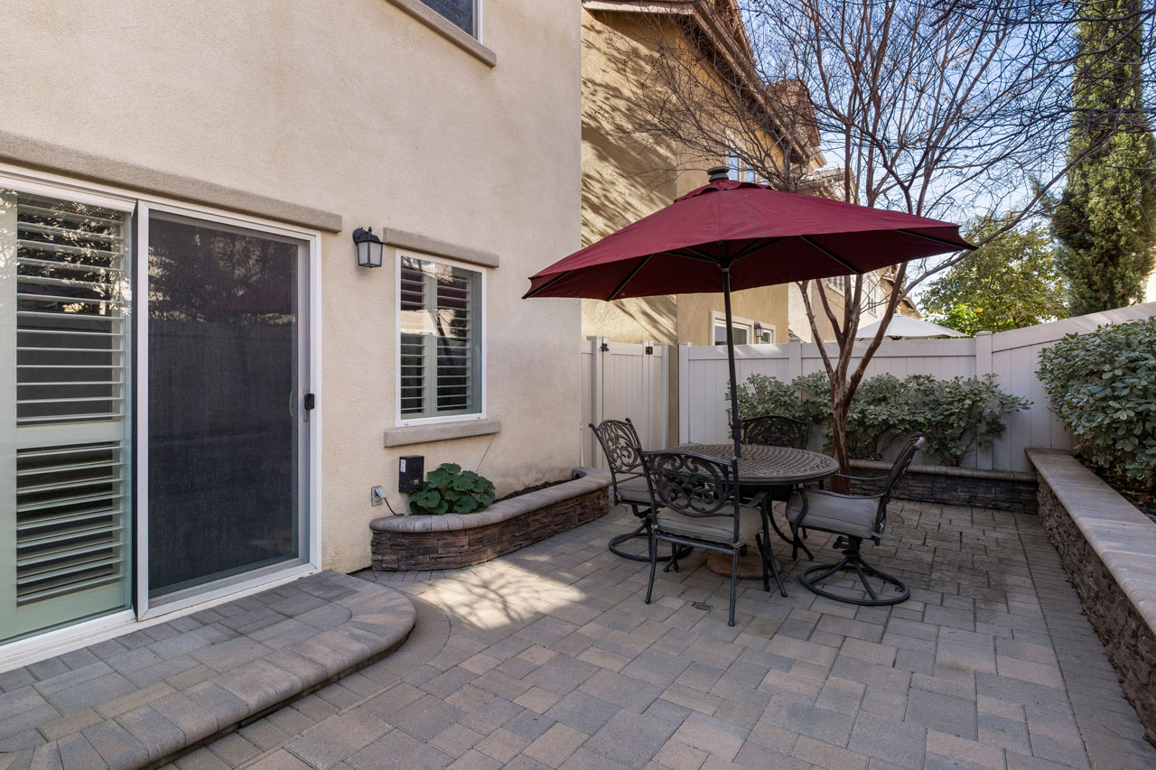 6840 De Celis Pl #25 Van Nuys Home for Sale Tracy Do Real Estate