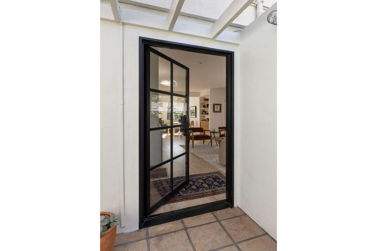 2274 Cove Ave Silver Lake Home for Sale Tracy Do Real Estate