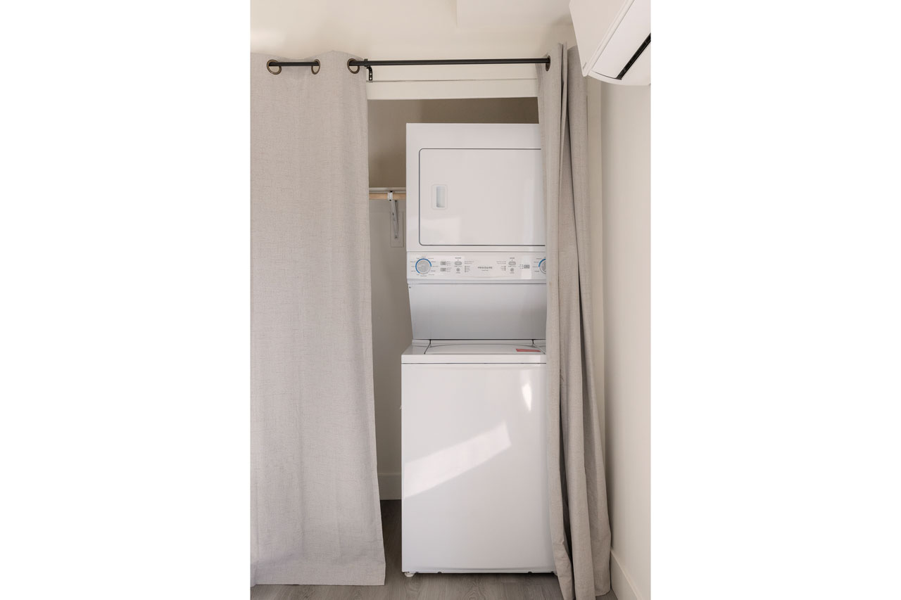 5456 1/4 Barton Ave Hollywood Apartment for Lease Tracy Do Real Estate