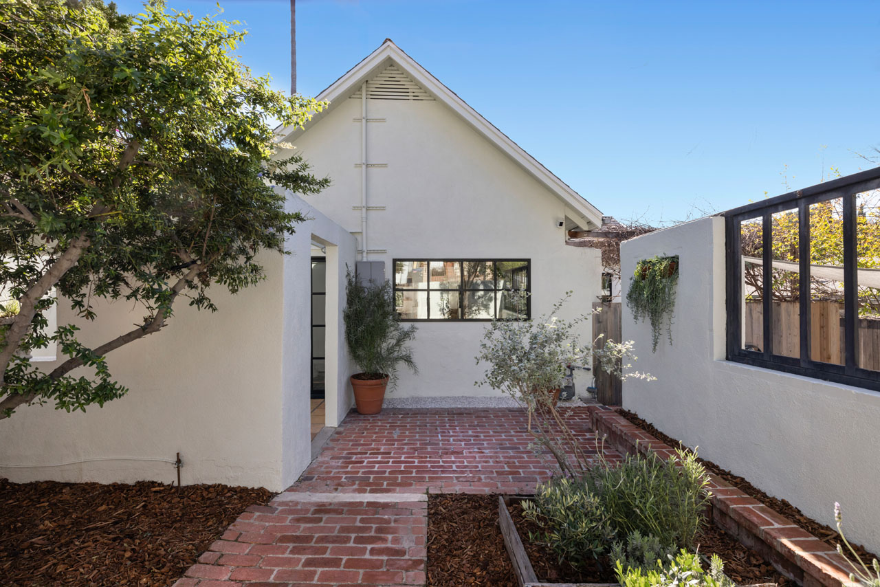 2274 Cove Ave Silver Lake Home for Sale Tracy Do Real Estate