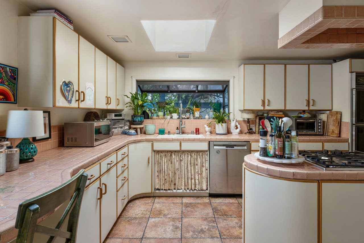 1936 Myra Ave Franklin Hills Los Feliz Home for Sale Tracy Do Real Estate