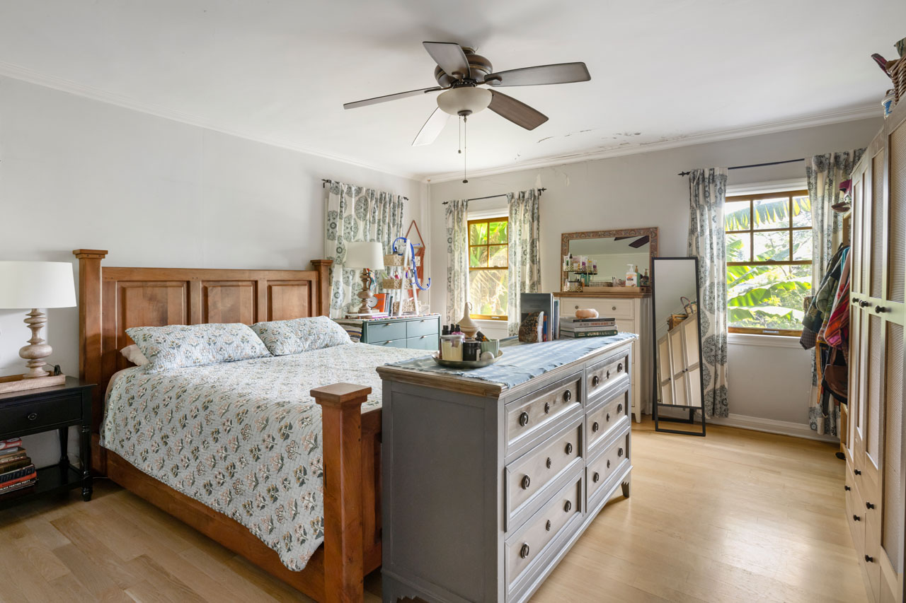 1936 Myra Ave Franklin Hills Los Feliz Home for Sale Tracy Do Real Estate