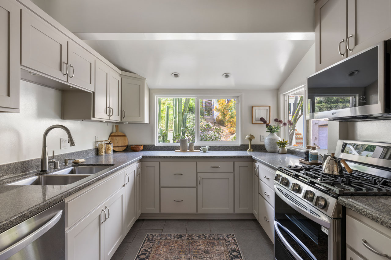 2342 Lake View Ave Silver Lake home for Sale Tracy Do Real Estate