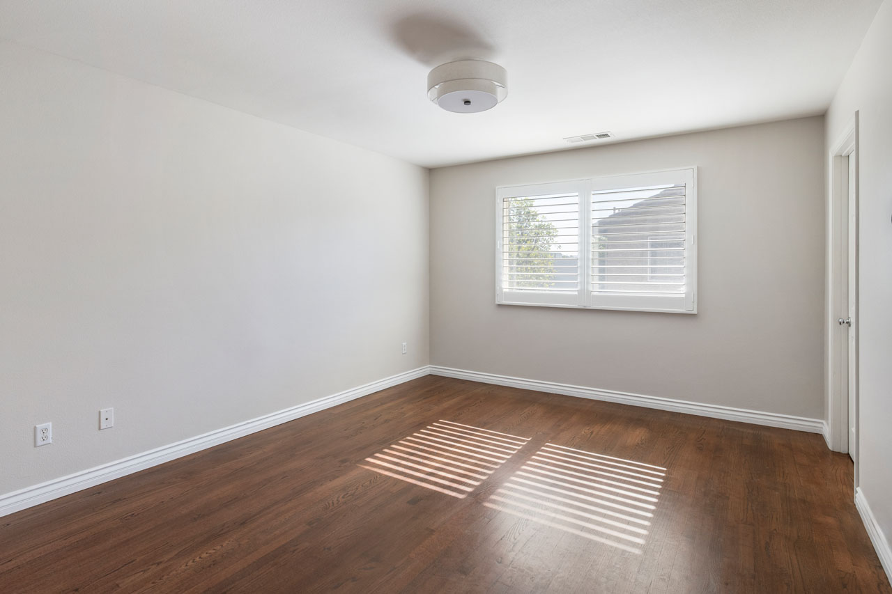 6840 De Celis Pl #25 Van Nuys Home for Sale Tracy Do Real Estate