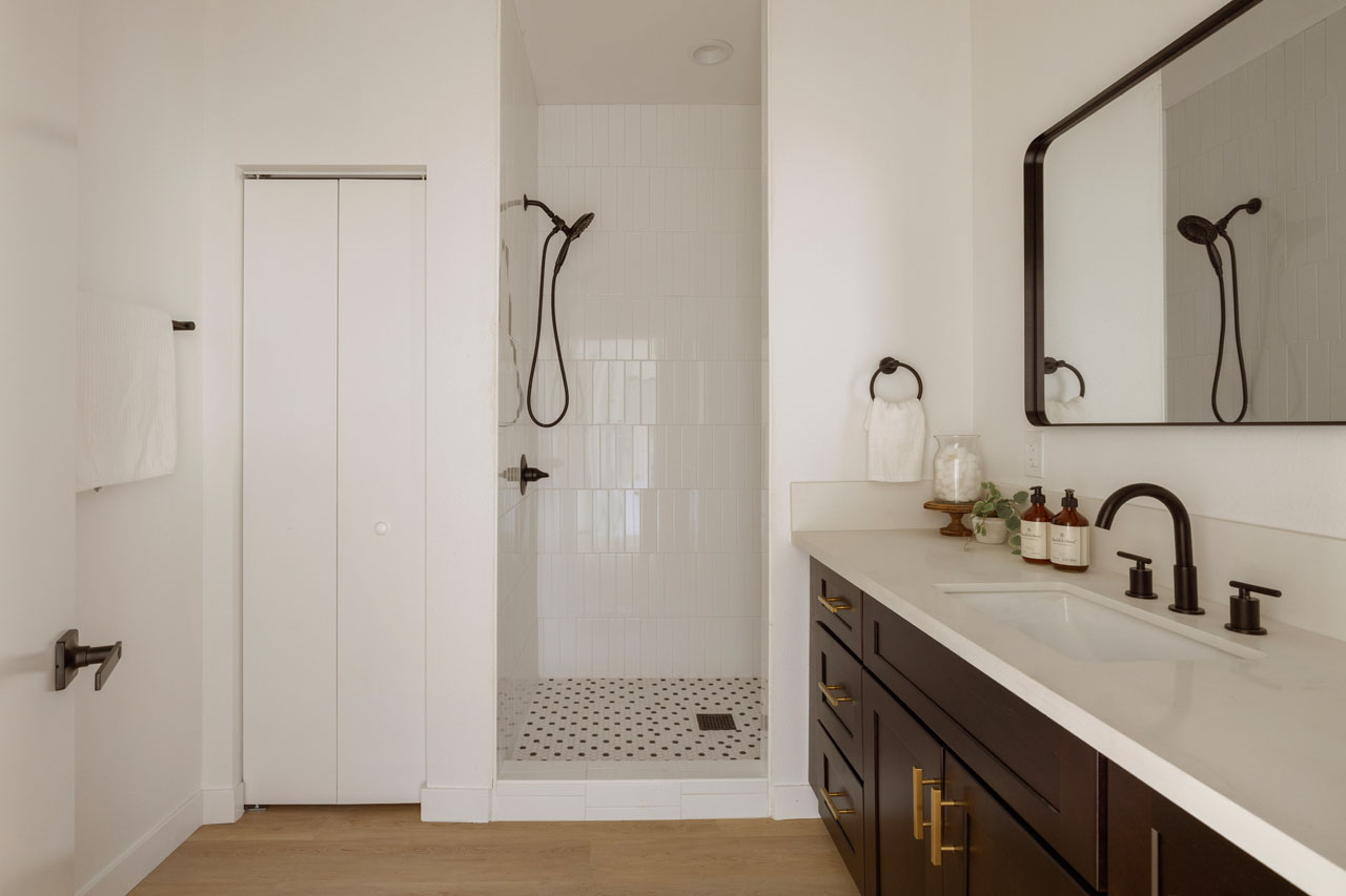 1189 Crenshaw Blvd TIC Tenants-in-common home for Sale Mid City Los Angeles Tracy Do Real Estate