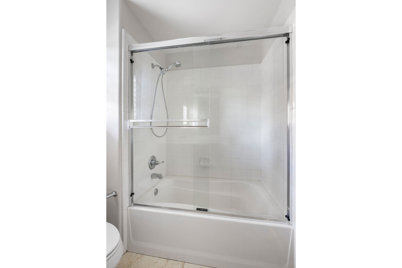 6840 De Celis Pl #25 Van Nuys Home for Sale Tracy Do Real Estate