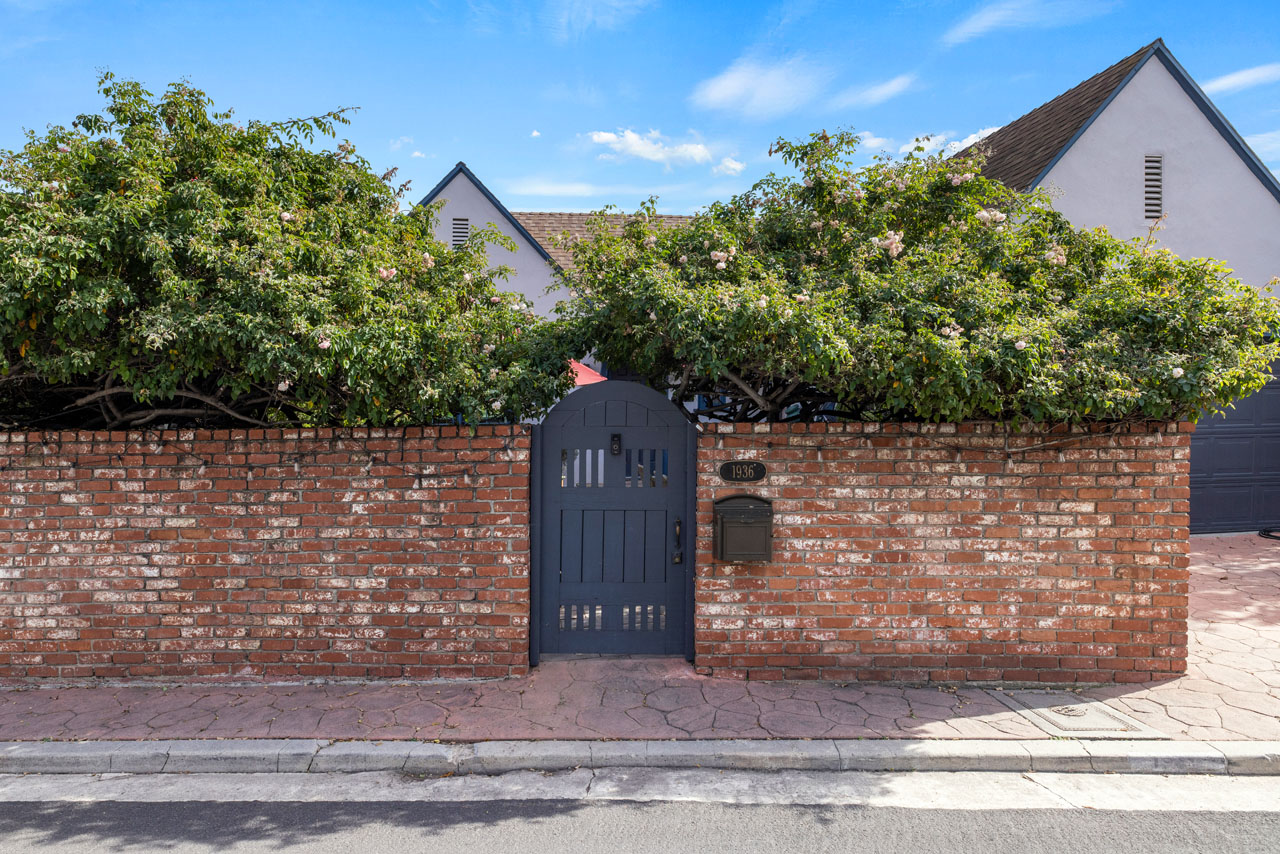 1936 Myra Ave Franklin Hills Los Feliz Home for Sale Tracy Do Real Estate