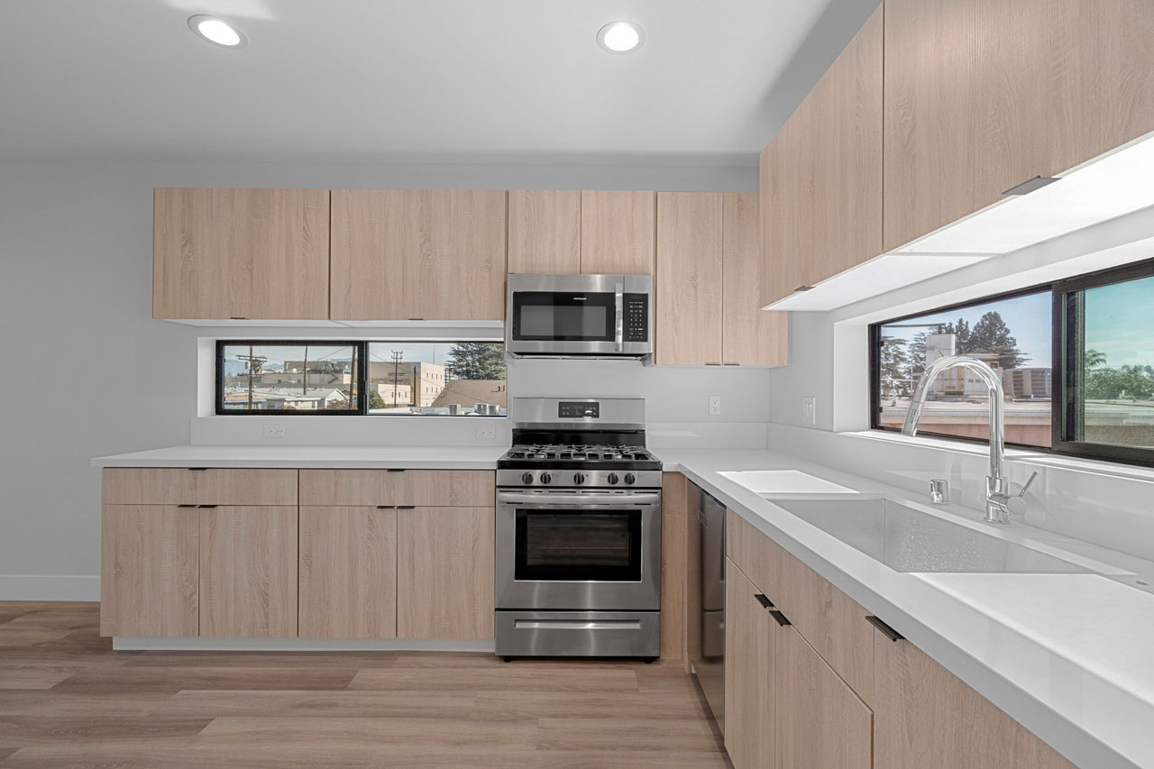 14804 1/4 Vanowen St Van Nuys Studio Apartment for Lease Tracy Do Real Estate