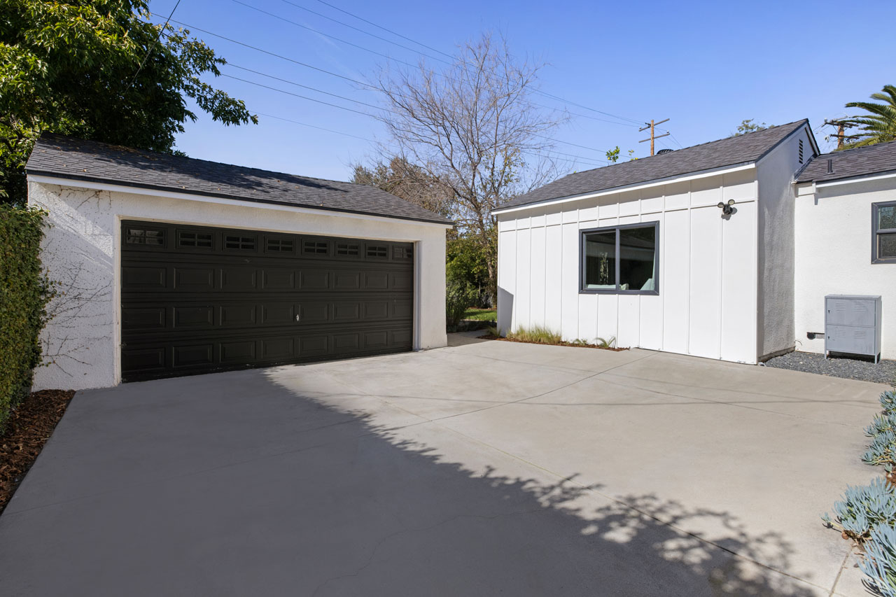 2589 El Sol Ave Altadena home for Sale Tracy Do Real Estate