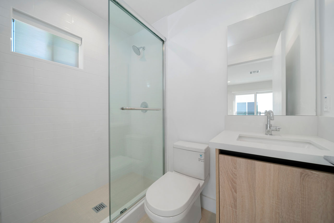 5221 1/2 Cleon Ave North Hollywood Home for Lease Tracy Do Real Estate