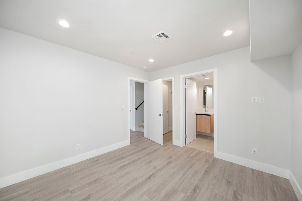 5221 1/2 Cleon Ave North Hollywood Home for Lease Tracy Do Real Estate