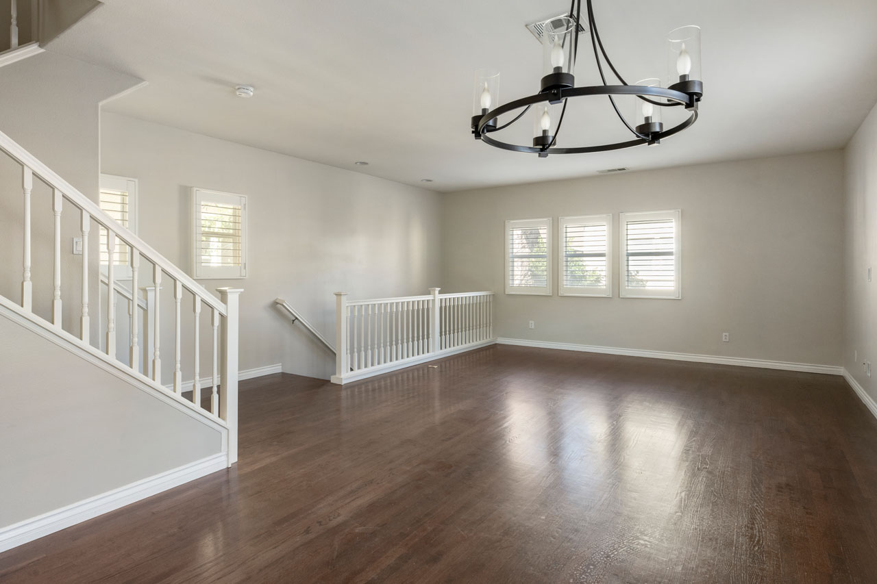 6840 De Celis Pl #25 Van Nuys Home for Sale Tracy Do Real Estate