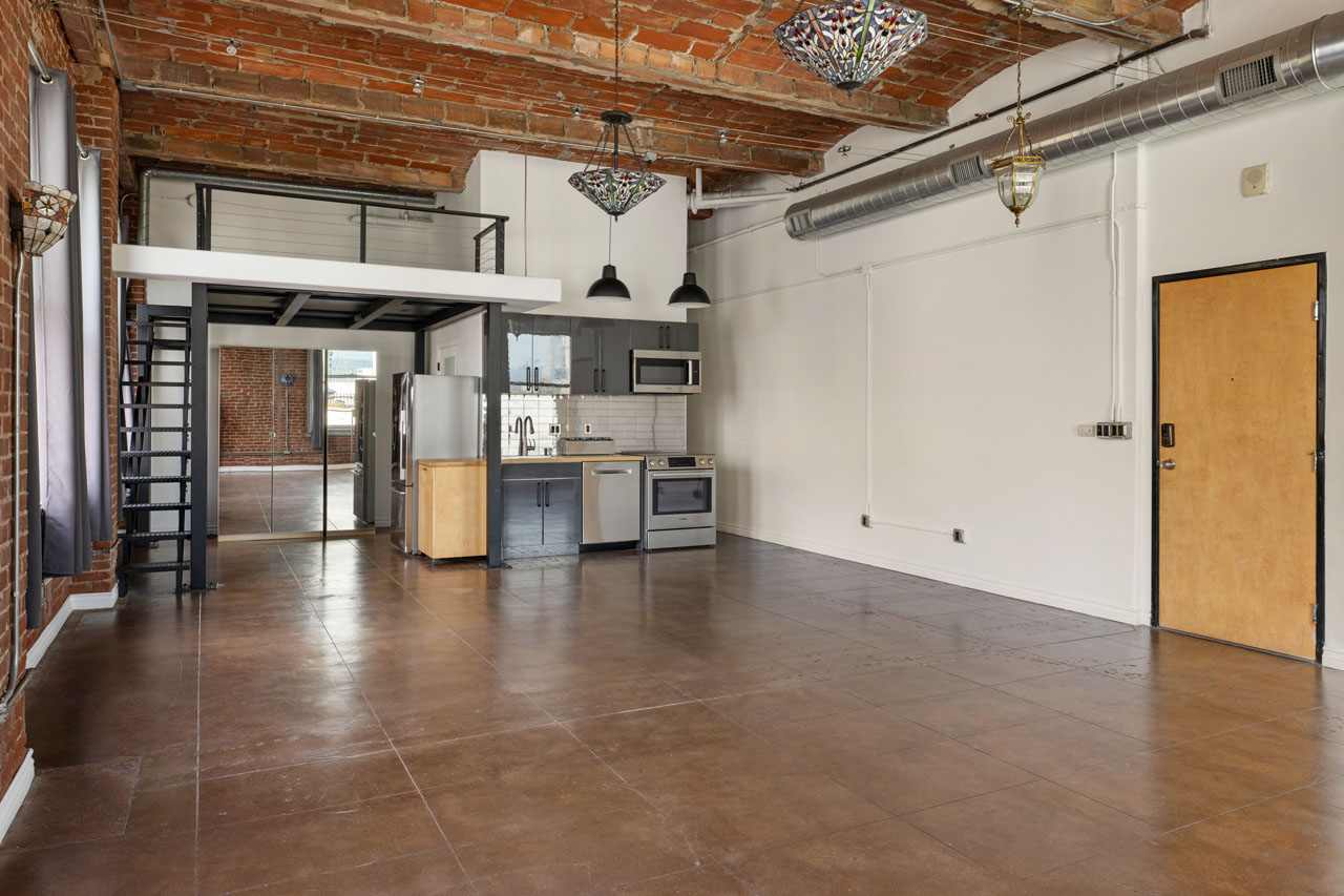 215 W 7th St #1302 DTLA Bartlett Building Loft for Sale Tracy Do Real Estate