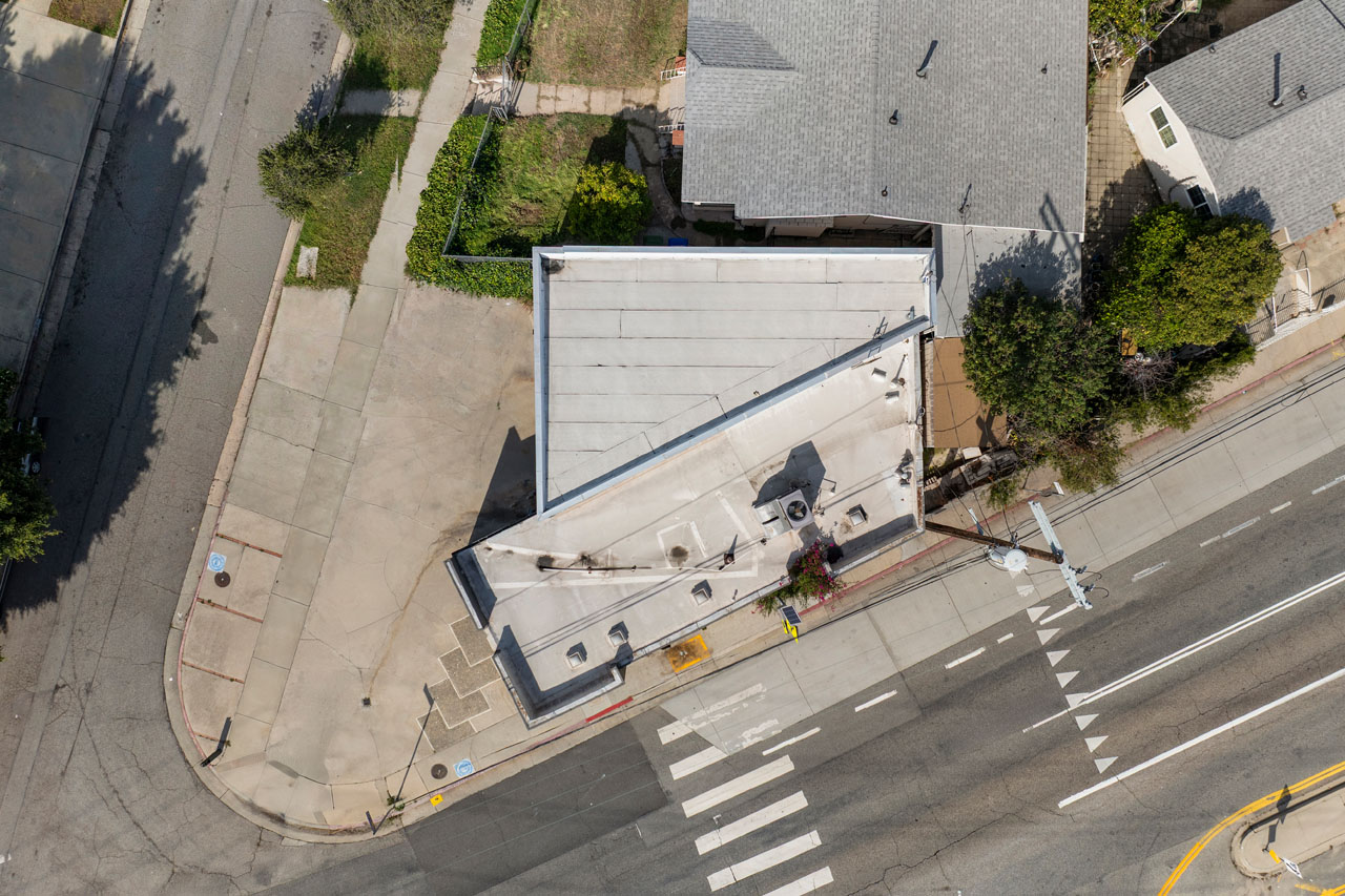 3401 Eagle Rock Blvd Commercial Building for Sale Tracy Do Real Estate