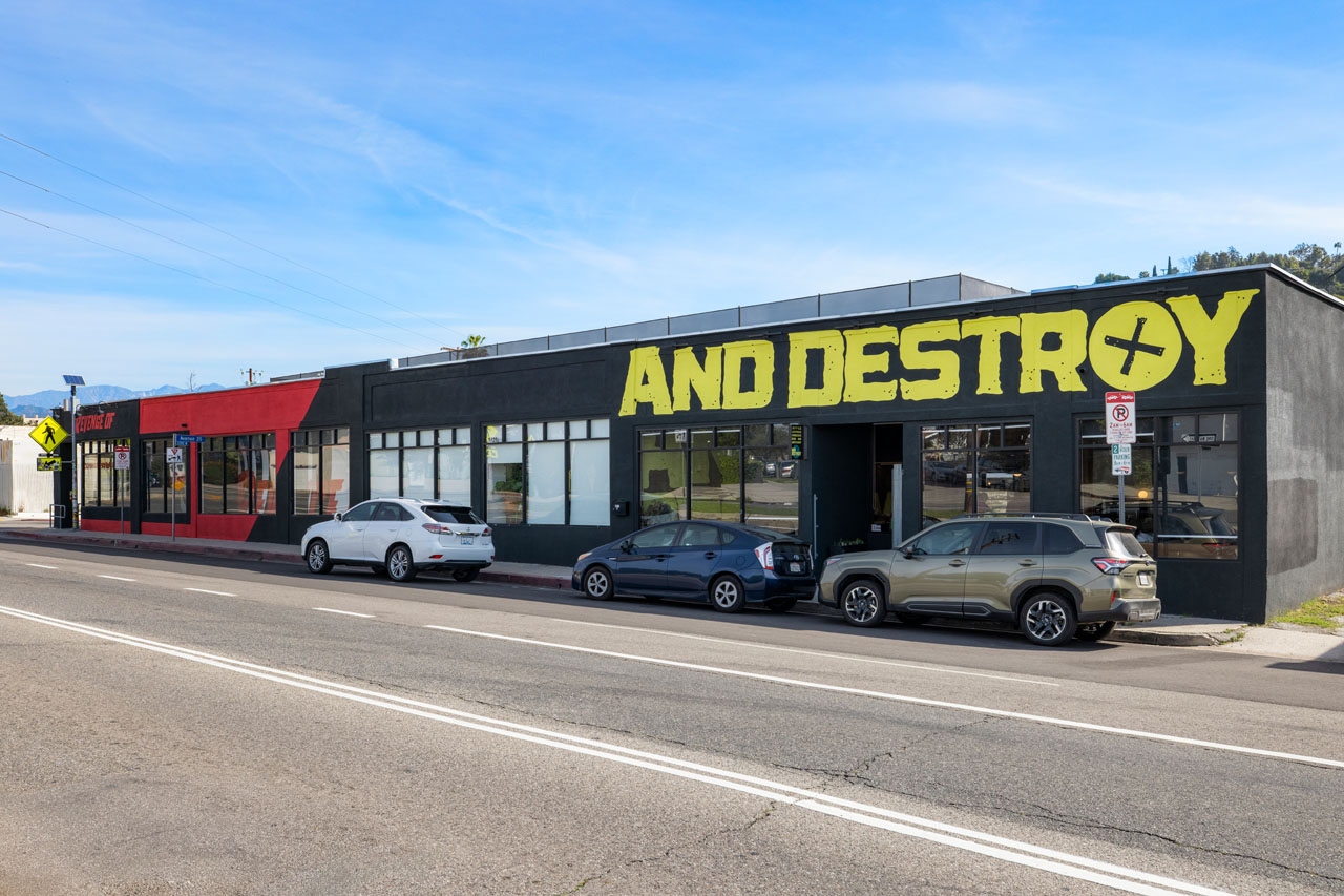 3401 Eagle Rock Blvd Commercial Building for Sale Tracy Do Real Estate